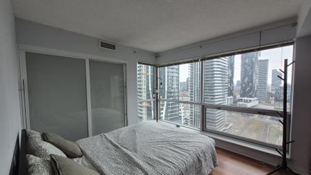 For Lease - 10 Yonge Street Unit# 2807, Toronto, Ontario - Photo 4