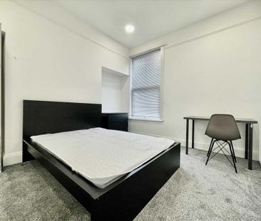 4 bedroom house to rent - Photo 1