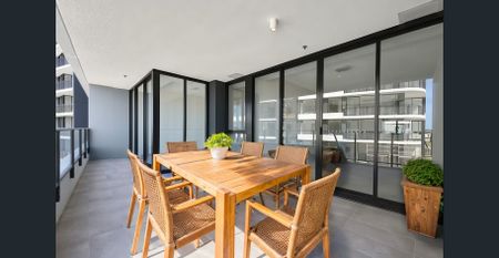 RESORT-STYLE LUXURY: 7TH FLOOR WITH POOL VIEW - Photo 4