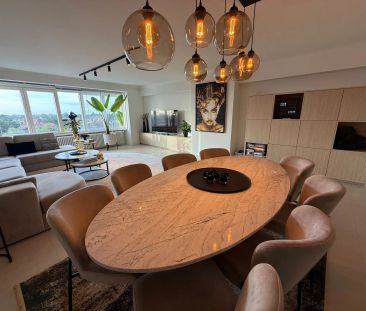 ONGEMEUBELD - Ruim appartement (3 slaapkamers) met een PRACHTIG ZIC... - foto 3