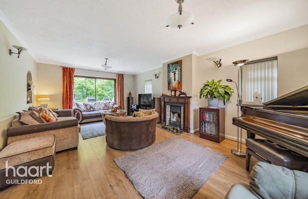 6 bedroom detached house to rent - Photo 1