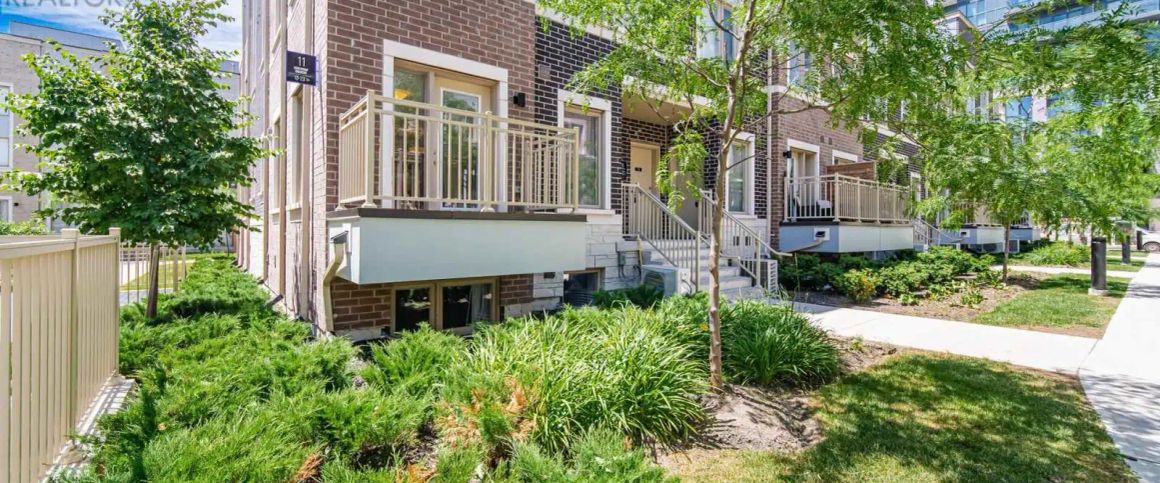 13 - 11 HONEYCRISP CRESCENT — 2 Bedroom - Photo 1