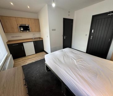 1 bedroom flat to rent - Photo 6