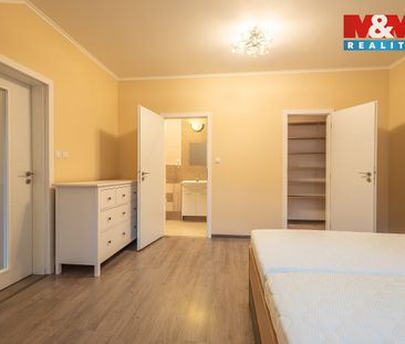 Pronájem bytu 2+kk 49 m² - Fotografie 4