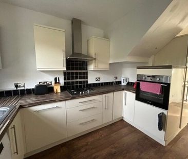 34, Valley Drive, Ellesmere Port - Photo 4