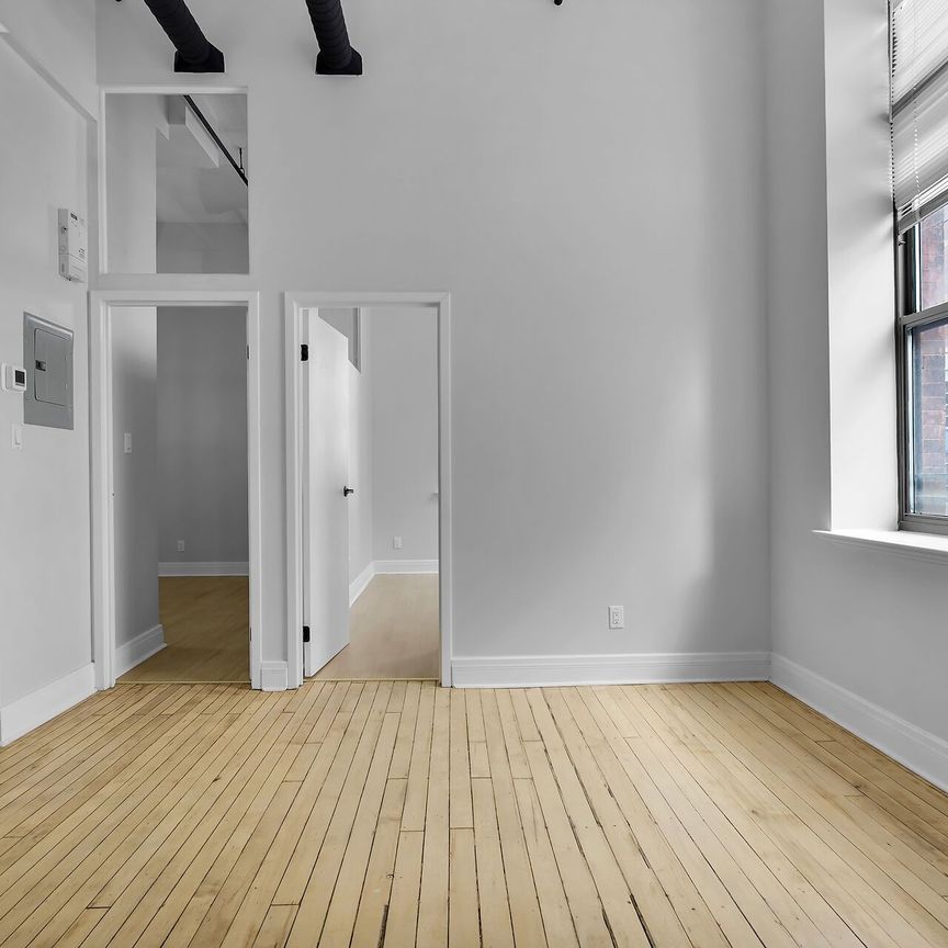 For Lease - 330 Clarence Street Unit# 105, London East, Ontario - Photo 1