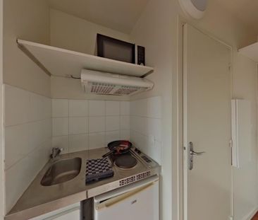 Location Appartement 1 pièce 12m² POITIERS 86000 - Photo 1