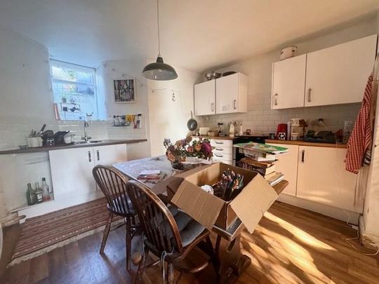 2 bedroom house to rent - Photo 1