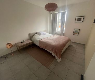 Prachtig appartement met 2 slaapkamers en autostaanplaats! - Photo 6