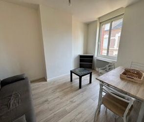 Location Appartement 1 pièces 16 m2 à Saint-Quentin - Photo 3