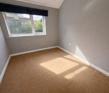 2 bedroom semi-detached house to rent - Photo 3