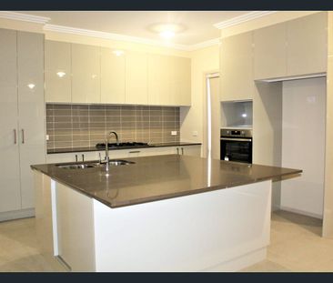 Comfortable family living in a convenient location!!! - Photo 5