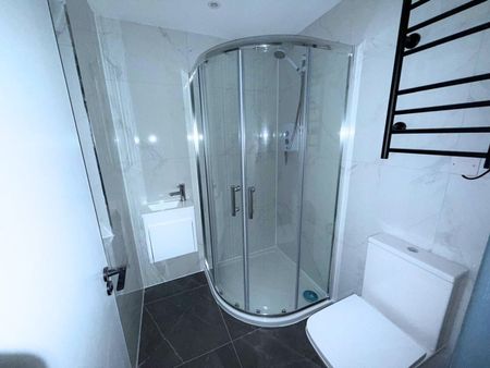 Studio Flat, Stirling Road, HA3 - Photo 3