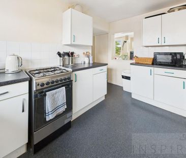 3 bedroom maisonette to rent - Photo 4