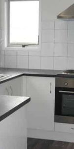 3 Bedroom 2 bathroom & 4th Bedroom or Rumpus Room plus Double Garage - Photo 3