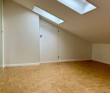 Zentrale Dachgeschosswohnung - Photo 5