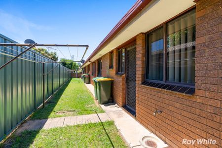 Well-Priced 2 Bedroom Unit Offering Easy Living - Photo 3