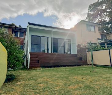 Conveniently Located Family Home - Photo 4