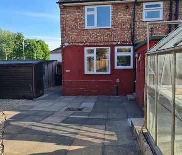 4 Bed Semi-Detached House, Amhurst Close, LE3 - Photo 1