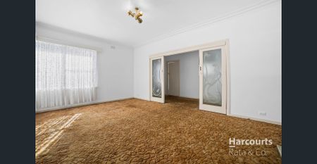 Charming 3-Bedroom Home in Thomastown - Photo 5