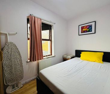 2 bedroom end of terrace house to rent - Photo 6