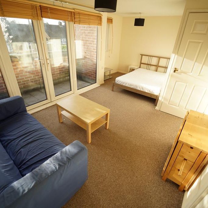 1 bedroom flat to rent - Photo 1