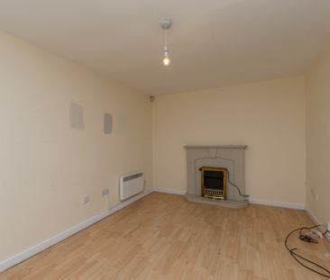 BAWN DRIVE LEEDS LS12 5QH - Photo 1