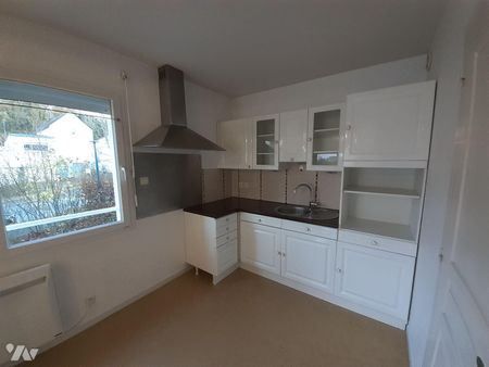 Pour visiter, appeler le 02.23.55.91.17. VITRE, Quartier Beauvais. Un appartement T3 en duple... - Photo 4