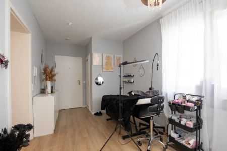 Renovierte 2,5 Zimmer-Wohnung in Wiesental – Ideal für Singles und Paare mit Garage und Einbauküche! - Photo 5