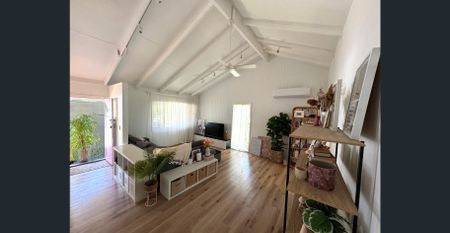 Home for Christmas! - Photo 4