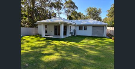 Near New, Close to Town & walking distance to Bowls Club - Photo 4