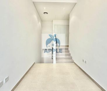 Spacious 3 BR Villa in Tilal City with BBQ & Pool - Photo 2