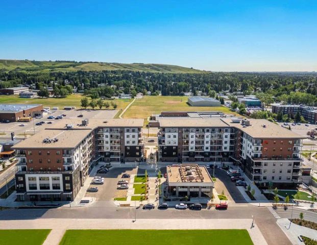 Plaza Apartments — 1 Bedroom, 1 Bathroom - Photo 1