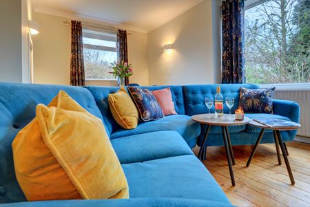 2 Bed Maisonette, Becketts Park Drive, LS6 - Photo 4