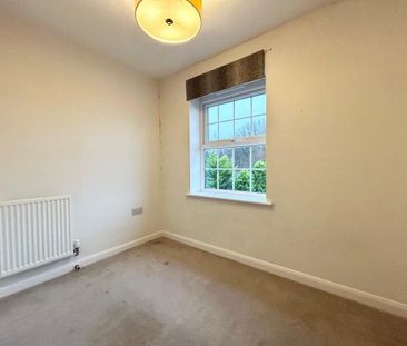 4 bedroom detached house to rent - Photo 2