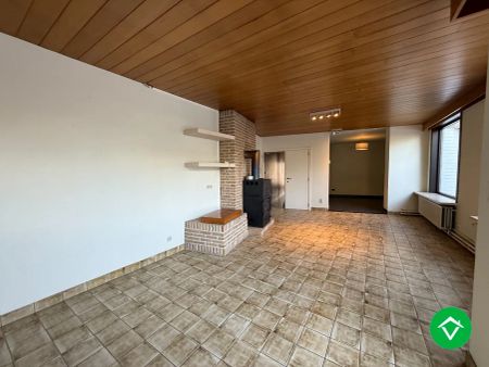 Ruime woning met 5 slaapkamers te Zwevezele - Foto 2