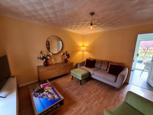 3 bedroom terraced house to rent - Photo 1