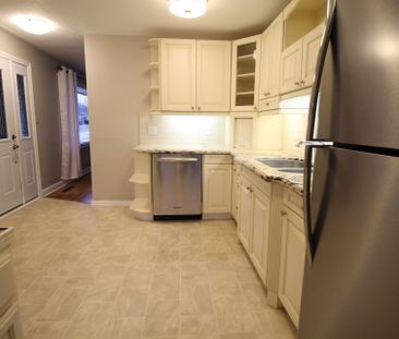 For Lease - 68 Elizabeth Crescent, Belleville, Ontario - Photo 6