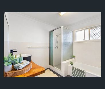Private Coastal Duplex - Photo 5