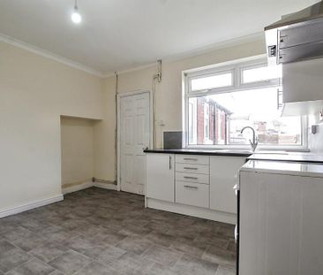 Emerson Avenue, Doncaster, Stainforth - Photo 5