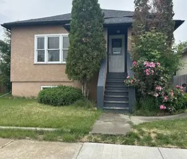 Beautiful newly renovated secondary suite home. | 814 24 Avenue Sou... - Photo 1