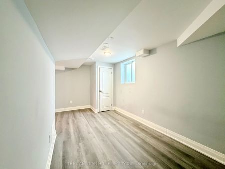 52 Moffatt Avenue #Bsmt - Photo 2