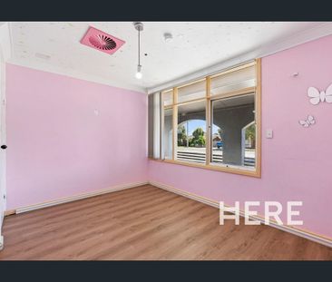 Comfort & Convenience in High Wycombe - Photo 4