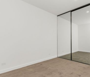 Modern Living in Prime Yarraville Location - Photo 1