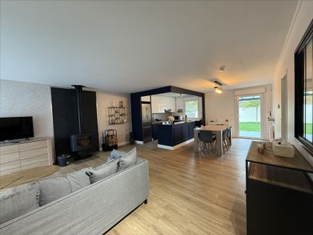 Maison 115.66 m² - 6 Pièces - Recloses (77760) - Photo 3