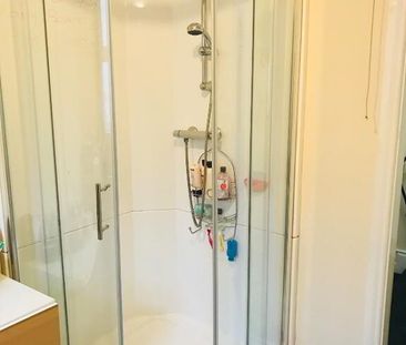 Room 2, 1 Sandymount Street, Stranmillis, Belfast, BT9 5DP - Photo 4