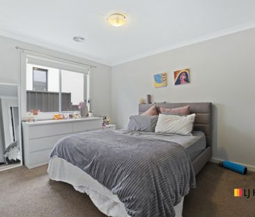 Fabulous Modern Family Living - Photo 5