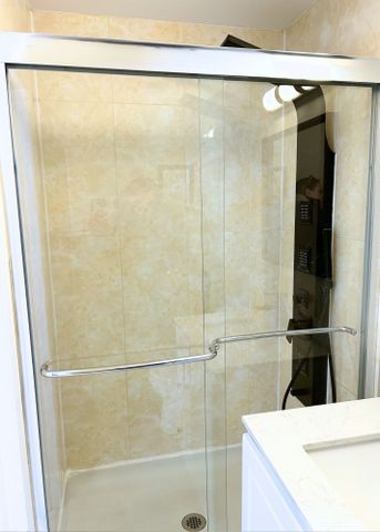 For Lease - 30 Oak Park Crescent Unit# Basement, Vaughan, Ontario - Photo 3