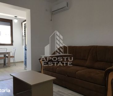 Apartament cu 3 camere, de inchiriat , Dumbravita - Photo 2
