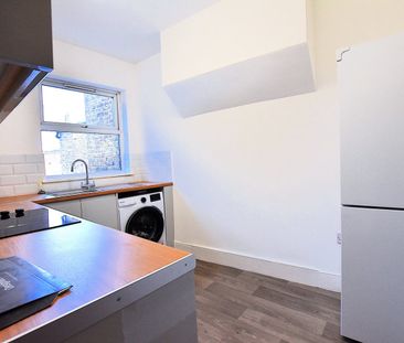 1 Bed Maisonette, Woodville Road, CR7 - Photo 4
